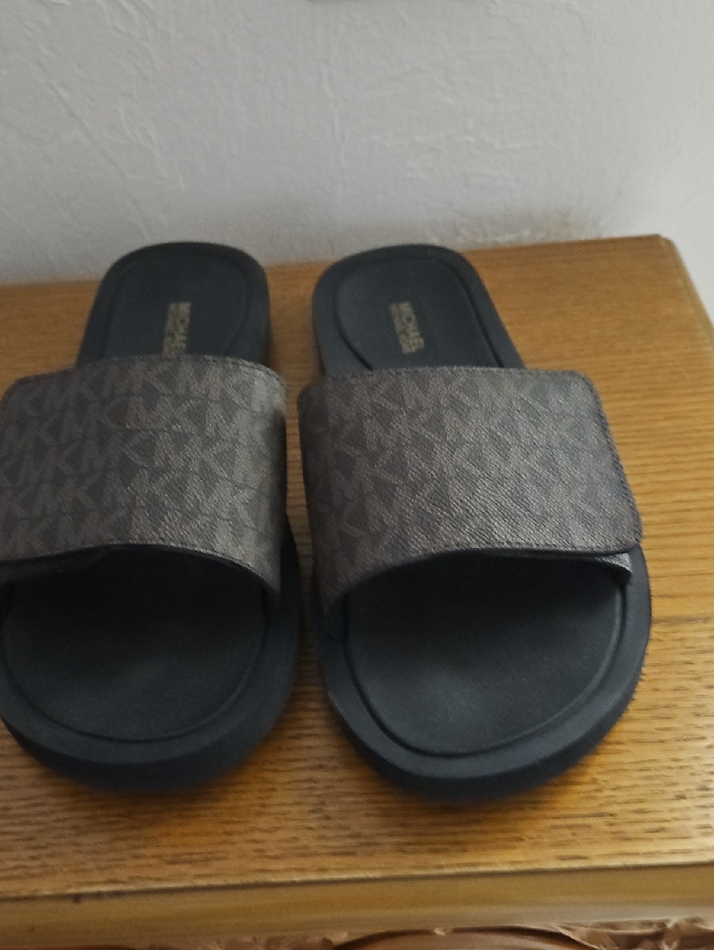 Michael Kors Women Black and Brown Logo Slide Sandals